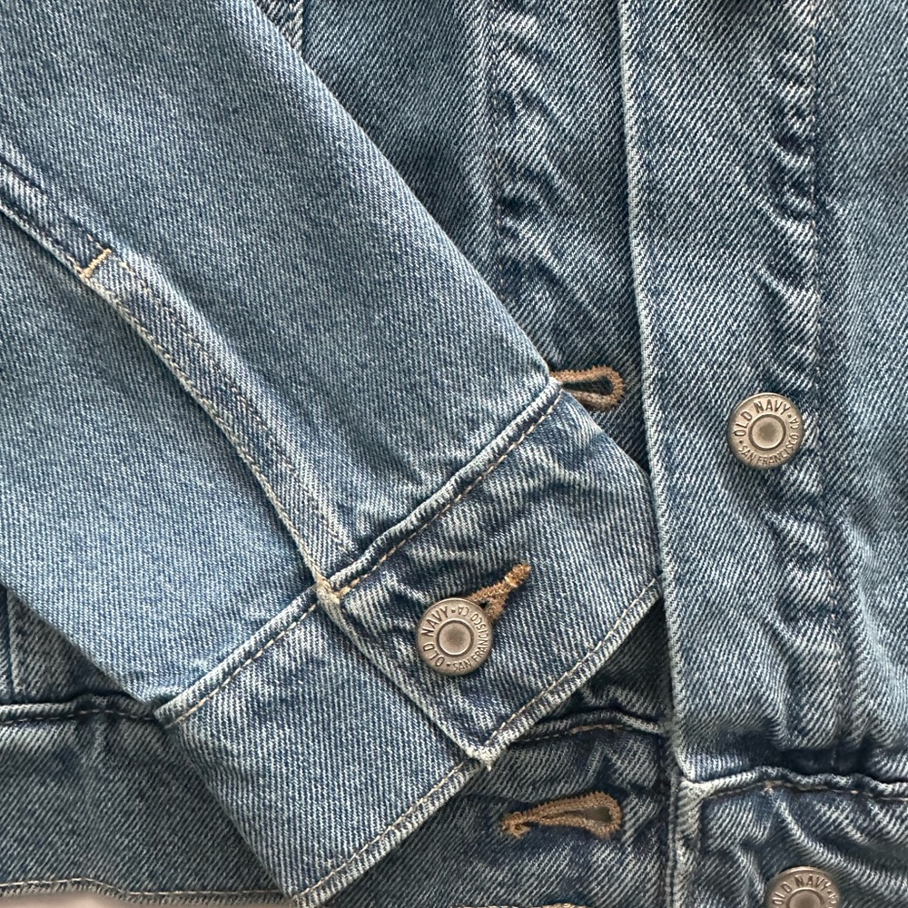 Old Navy Classic Light Wash Denim Jacket womens Large - Picture 4 of 4